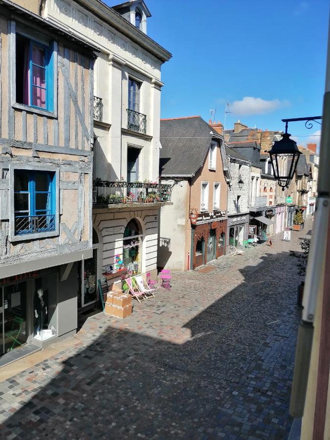 Spacieux T3 Lumineux Dans Quartier Historique Avec Wifi Redon Eksteriør billede