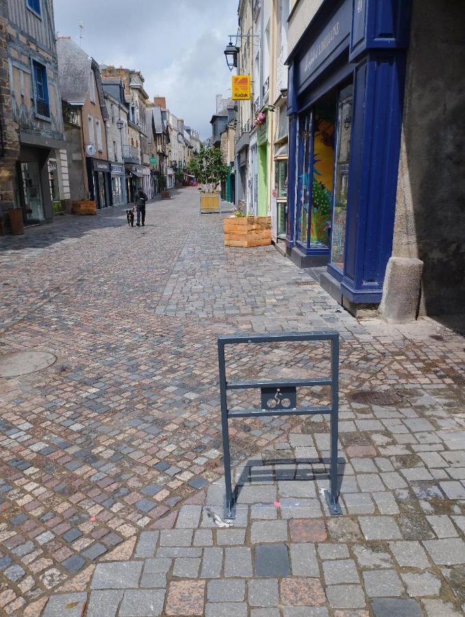 Spacieux T3 Lumineux Dans Quartier Historique Avec Wifi Redon Eksteriør billede